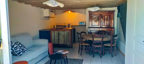 Roches Grises Apartment | De l'étang de BAGES au massif de la Clape