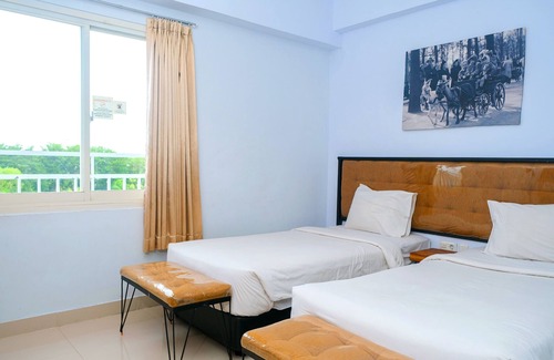 Tuban Sub-District Hotel | De La Charis Hotel by Waringin Hospitality