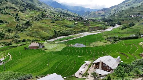 Hau Thao House | DE MONG SAPA