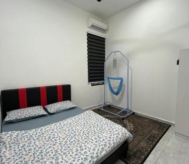 Batu Pahat House | De'Putera Homestay