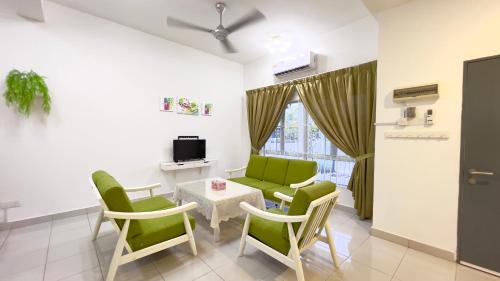 Sepang House | De Qasturee KLIA@Kota Warisan homestay nearest to airport