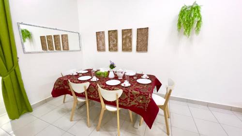 Sepang House | De Qasturee KLIA@Kota Warisan homestay nearest to airport