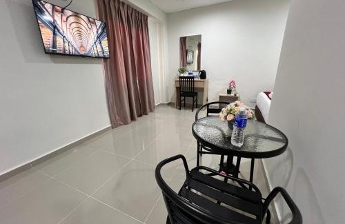 Ampang Hotel | De Royal Hotel