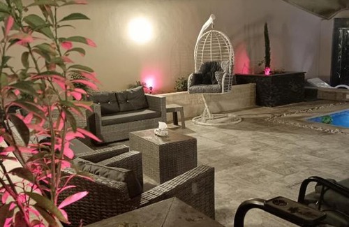 Al Rama Ski Chalet | Deadsea- Al Alia Private Pool Villa