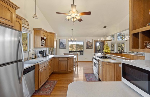 Deadwood House | Deadwood Nightlife, Black Hills Adventures, and a Fun-Filled Home!