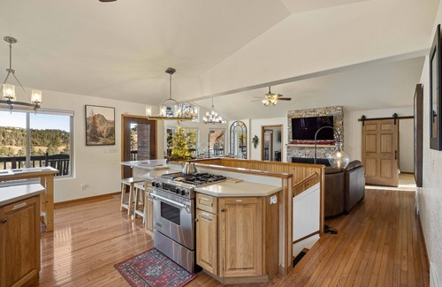Deadwood House | Deadwood Nightlife, Black Hills Adventures, and a Fun-Filled Home!