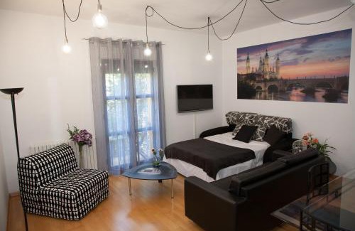 Zaragoza Old Town Apartment | Dean Dos Catedrales