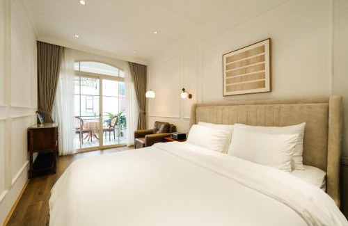 Ba Dinh Apartment | Dear Autumn