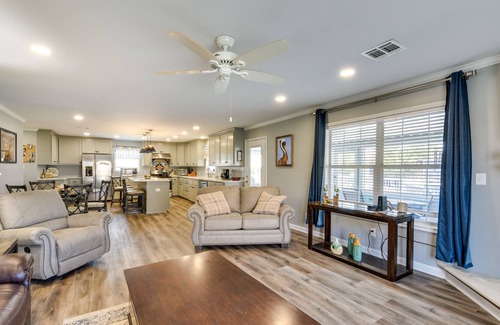 Deatonville House | Deatonville Getaway: Private Dock & Boat Slip!
