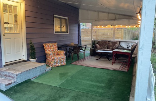 Watkins Glen Apartment | Decatur Dreamer LOCATION! Stunning property one block from Seneca Lake harbor!