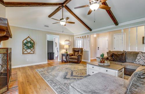 Decatur House | Decatur Vacation Rental with Patio!