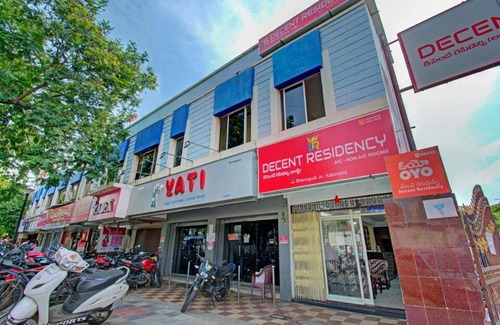 Kakinada Hotel | Decent residency