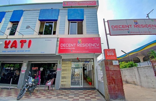 Kakinada Hotel | Decent residency