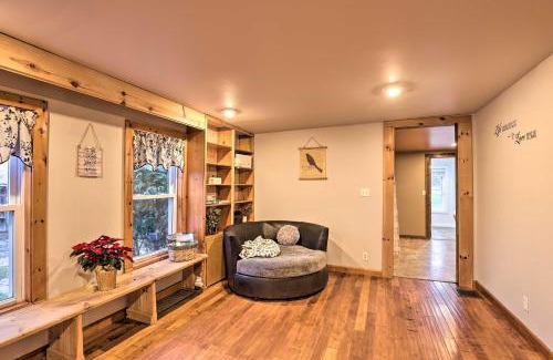 Ovid House | Deck and Hot Tub Pet-Friendly Seneca Lake Home!