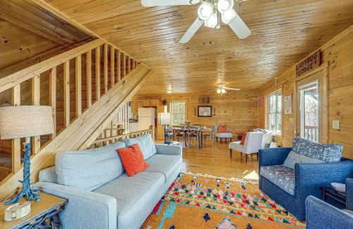 Purlear House | Deck and Views Blue Ridge Mountain Cabin