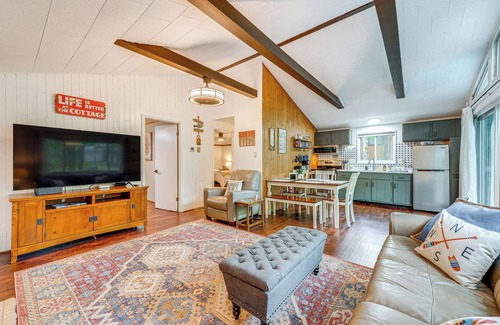 Pocono Lake Cottage | Deck & Fire Pit: Pet-Friendly Pocono Lake Abode!