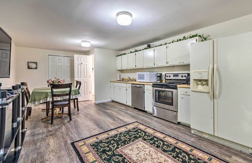 Hot Springs Village Apartment | Deck w/BBQ: Hot Springs Village Apt!