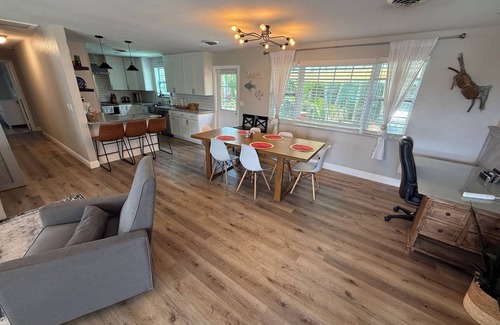 Daytona Beach House | 💎 decked out home with Spa and pool area!