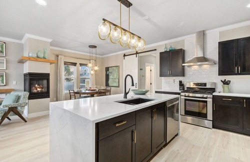 Old Town North House | Decked Out Sunset Views, Fire Pit & Fenced Yard