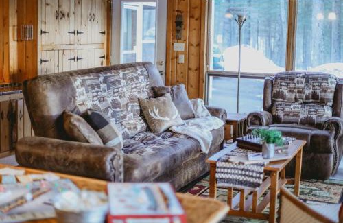 Woodruff House | Decompression Zone - Little Spider Lake