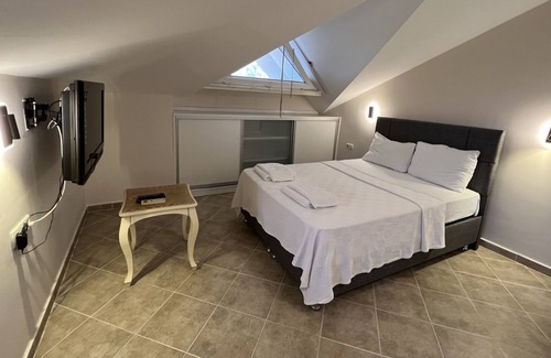 Gocek House | Dedeminn Garden House ! Stay in the heart of Göcek