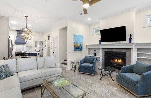 White's Gulfview House | Deeded Beach Access & Private Balconies & 3 King Beds