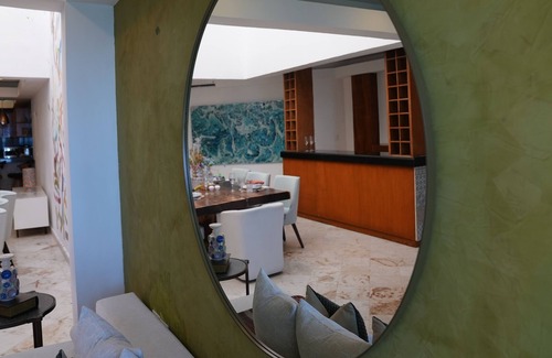 La Gloria Apartment | Deep Blue Luxury Apartments
