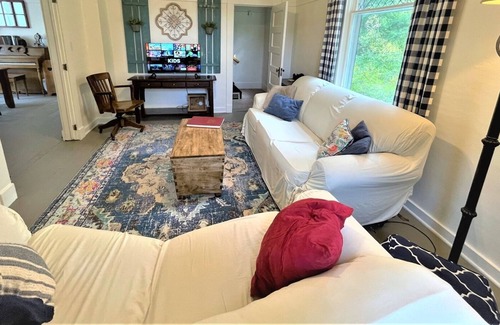 Phillips House | Deer Creek Farmhouse