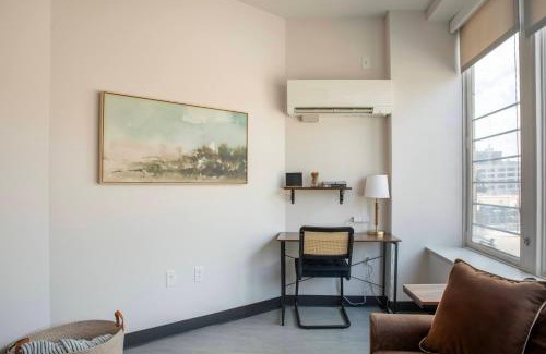 Westown Apartment | Deer District Studio Apt JC2 - One Block from Fiserv and Baird
