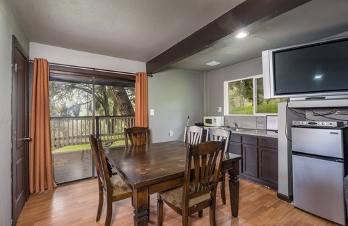 Oakhurst Cabin | Deer Heaven Two Story Cabin
