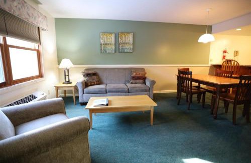 North Woodstock House | Deer Park Condo 165D