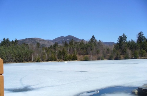 North Woodstock Condo | Deer Park/Loon Mtn. - Riverfront Condo 7 minutes from Loon