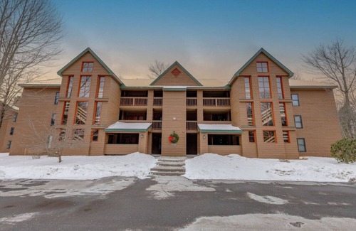 Lincoln House | Deer Park-Shuttle-Amenities