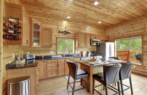 Indian Mountain Cabin | Deer Valley Cabin | Dog Friendly Home