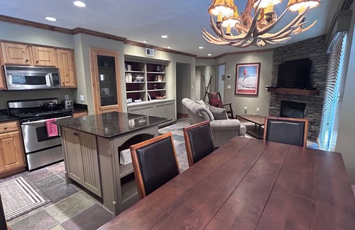 Park City Condo | Deer Valley Condo Across Hwy from Jordanelle Gondola