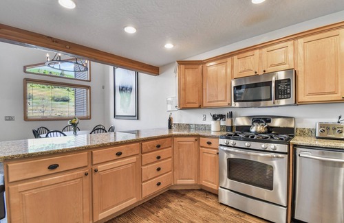 Deer Valley House | Deer Valley La Casa Boulder Creek