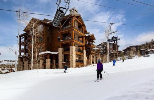 Empire Pass House | Deer Valley Ski In and Out, Luxury Condo, Amazing Views, Private Balcony Slope Side - Hot Tub!