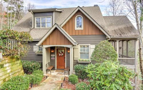Big Canoe House | Deer Valley - Soak in the Hot Tub Sip Wine Fireside Play Golf