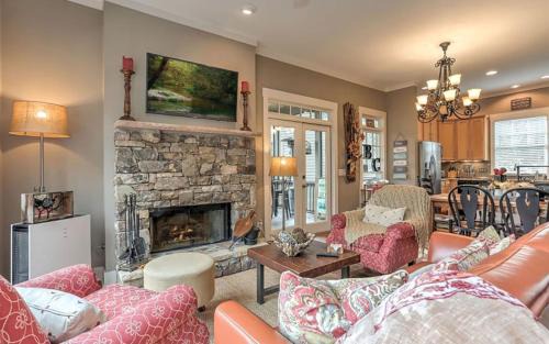 Big Canoe House | Deer Valley - Soak in the Hot Tub Sip Wine Fireside Play Golf