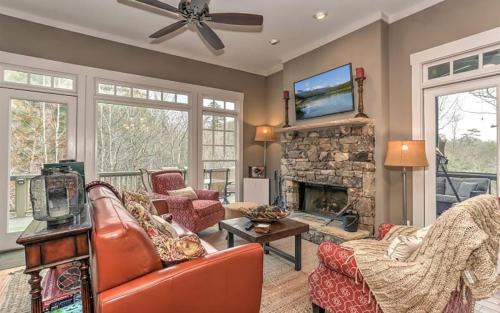 Big Canoe House | Deer Valley - Soak in the Hot Tub Sip Wine Fireside Play Golf