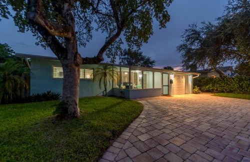 Deerfield Beach House | Deerfield Beach Boca Raton with pool 1 mile from the beach