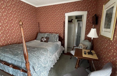 West Dover Bed & Breakfast | Deerfield Valley Inn - Standard Room 7