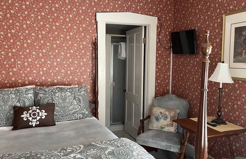 West Dover Bed & Breakfast | Deerfield Valley Inn - Standard Room 7