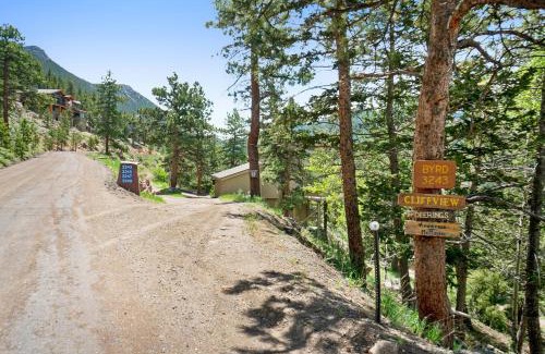 Windcliff Estates House | Deering Crest
