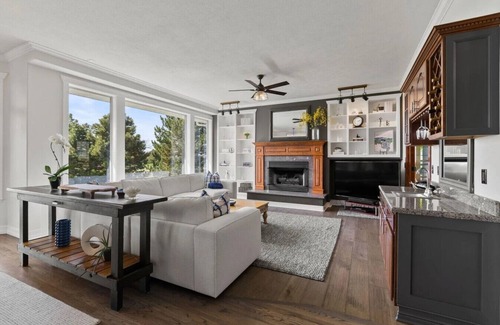 Mica House | Deerview Lane Farm House Estate