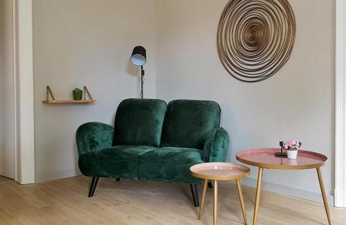 Outer Neustadt Apartment | Dein Zuhause in der Ferne im grünen Kreativhof "Der Gute Ton" mit kostenlosem Fahrradverleih