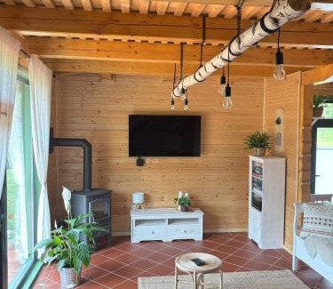Sacuieu House | Deja View Cabin & Camp