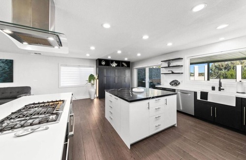 Del Mar Heights House | Del Mar Heights Delight