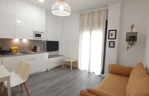 La Goleta Apartment | Del Parque Flats Urban Familiar