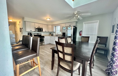 Villas House | Delaware Bay Views/Sunsets/Zoo/Wineries/Golf/Pool/near Cape May Wildood Beaches